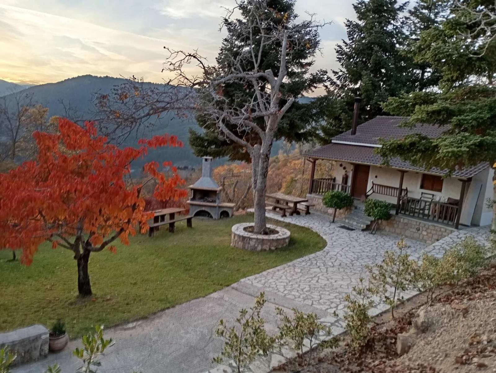 Ξενώνας Το Πατρικό Karia  Bagian luar foto